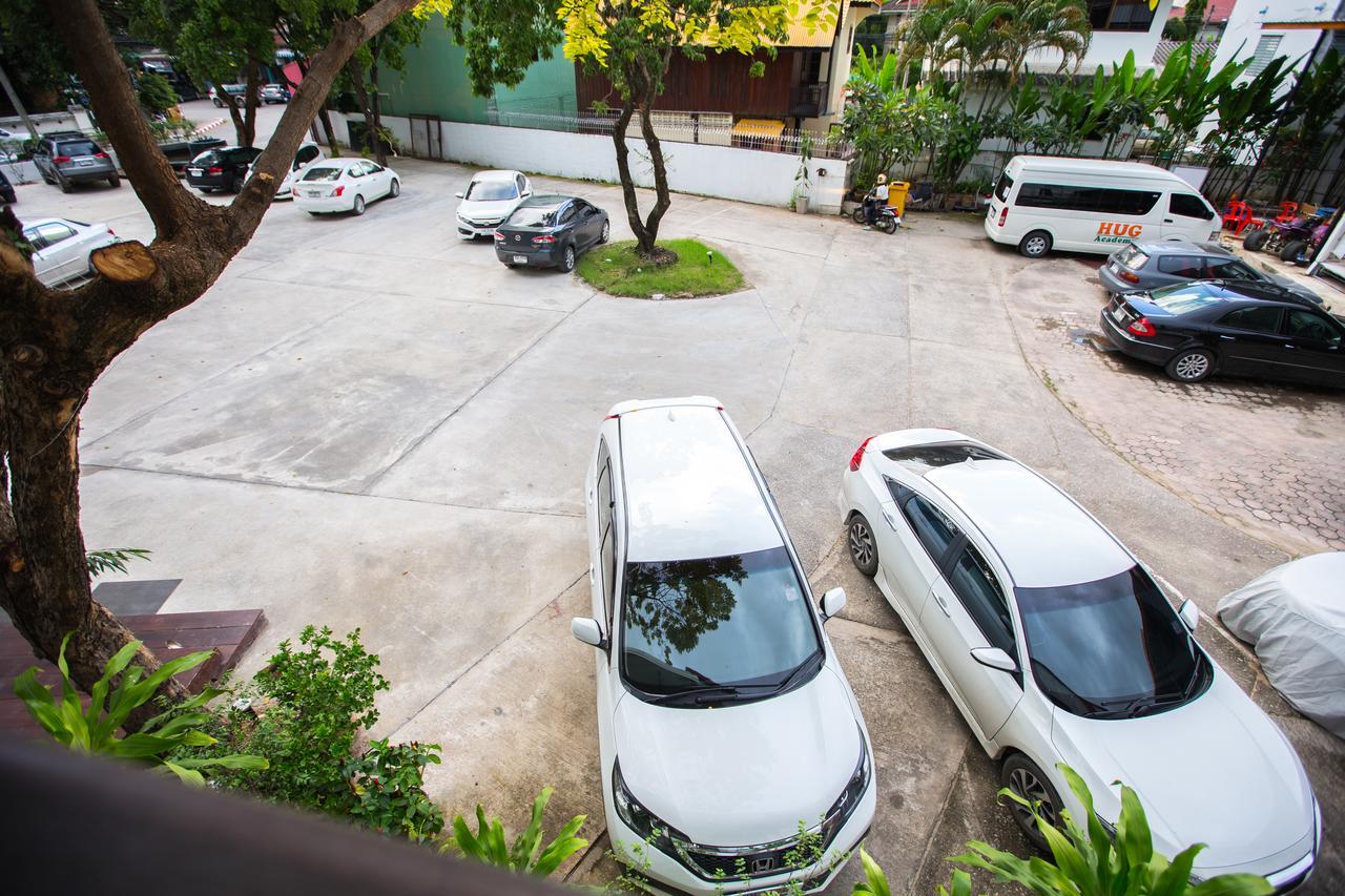 Chiangmai Midpoint Activity Hostel Chiang Mai Extérieur photo